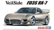 Load image into Gallery viewer, 1/24 VeilSide Combat Model FD3S RX-7 &#39;99 Mazda No. 77
