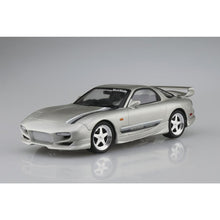 Load image into Gallery viewer, 1/24 VeilSide Combat Model FD3S RX-7 &#39;99 Mazda No. 77
