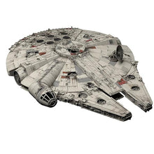 Load image into Gallery viewer, P Bandai 1/72 PG Milennium Falcon
