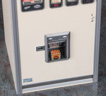 Load image into Gallery viewer, 1/12 Nostalgic Vending Machine Hamburger
